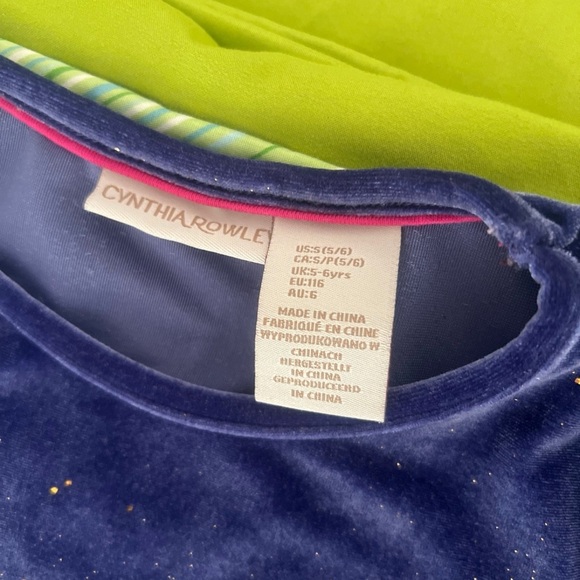 Size 5t velour suit - Picture 2 of 2